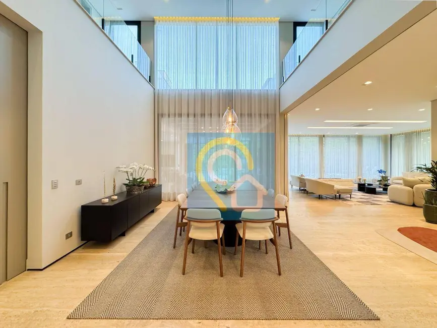 Foto 3 de Casa de Condomínio com 5 quartos à venda, 910m2 em Barueri - SP