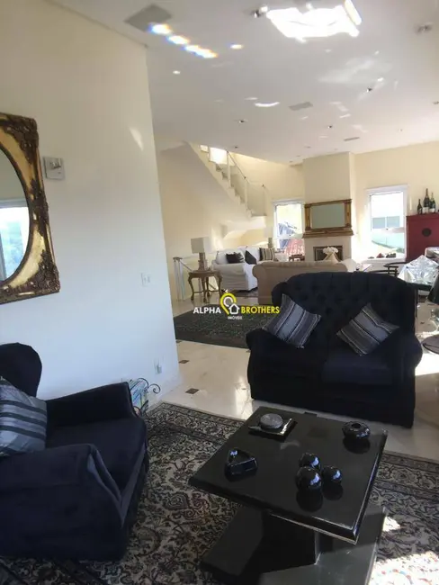 Casa de Condomínio com 5 quartos à venda, 450m2 em Tamboré, Santana De Parnaiba - SP - imagem 8 Foto 8 de Casa de Condomínio com 5 quartos à venda, 450m2 em Tamboré, Santana De Parnaiba - SP