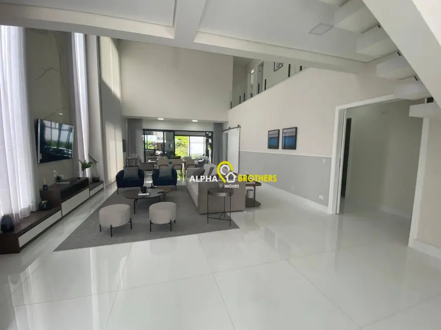 Foto 2 de Casa de Condomínio com 6 quartos à venda, 525m2 em Santana De Parnaiba - SP