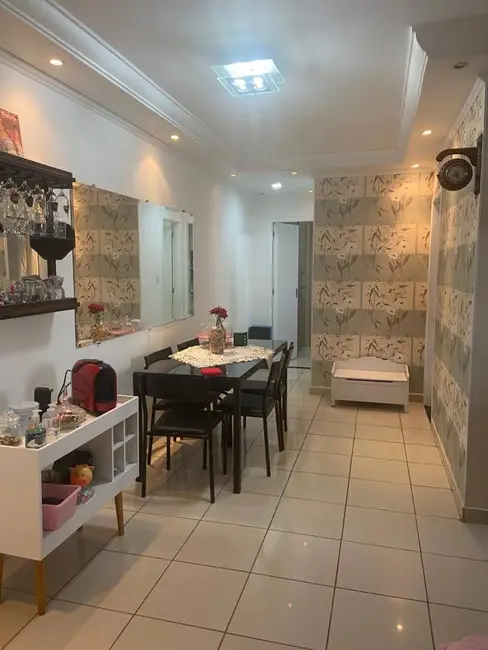 Foto 1 de Apartamento com 2 quartos à venda, 55m2 em Vila Silva Ribeiro, Carapicuiba - SP