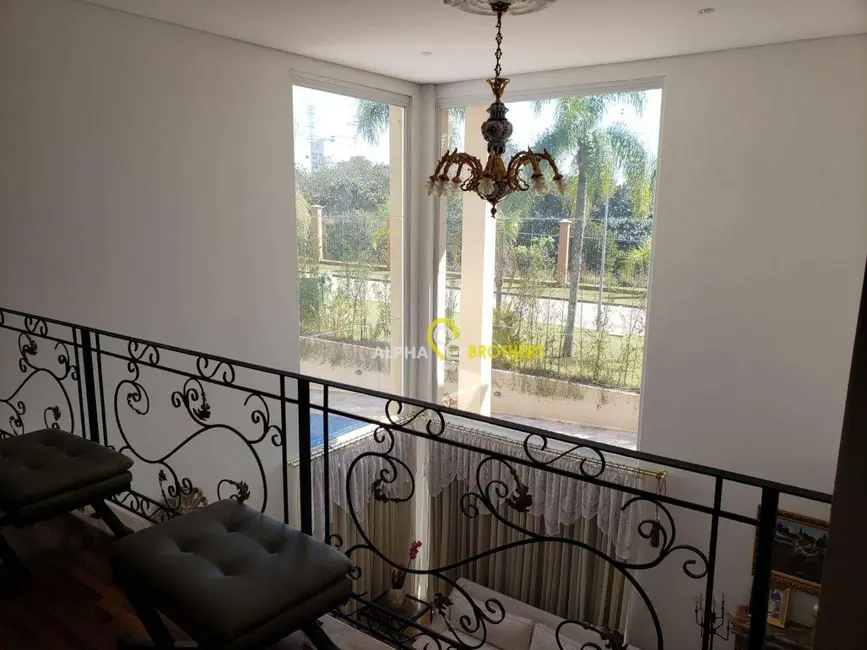 Casa de Condomínio com 5 quartos à venda e para alugar, 780m2 em Santana De Parnaiba - SP - imagem 8 Foto 8 de Casa de Condomínio com 5 quartos à venda e para alugar, 780m2 em Santana De Parnaiba - SP