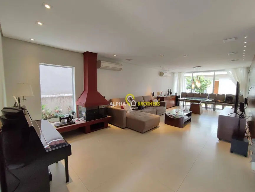 Foto 2 de Casa de Condomínio com 4 quartos à venda, 360m2 em Santana De Parnaiba - SP