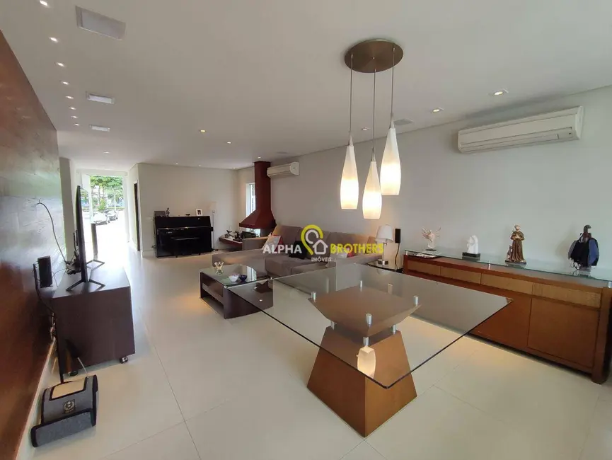 Casa de Condomínio com 4 quartos à venda, 360m2 em Santana De Parnaiba - SP - imagem 5 Foto 5 de Casa de Condomínio com 4 quartos à venda, 360m2 em Santana De Parnaiba - SP