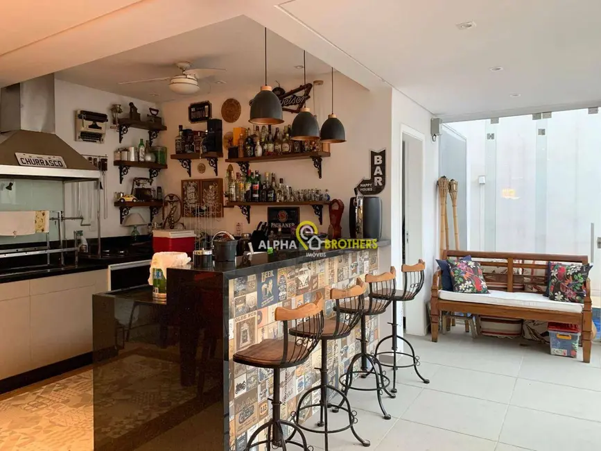 Foto 8 de Casa de Condomínio com 6 quartos à venda, 360m2 em Santana De Parnaiba - SP