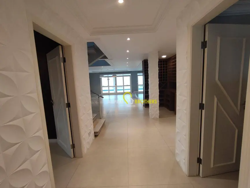 Foto 8 de Casa de Condomínio com 4 quartos à venda, 1160m2 em Santana De Parnaiba - SP