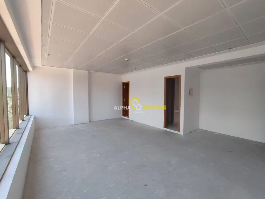 Foto 3 de Sala Comercial à venda, 43m2 em Empresarial 18 do Forte, Barueri - SP