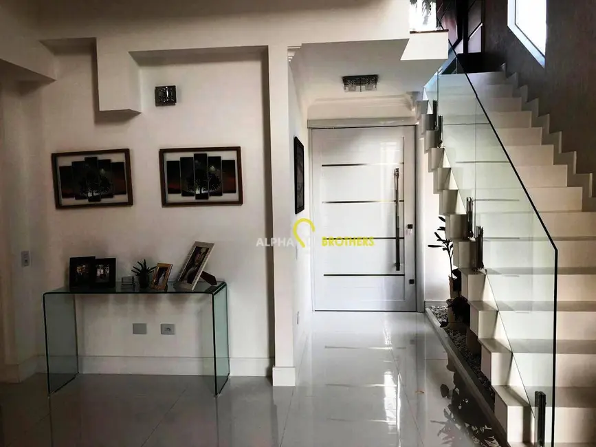 Foto 5 de Casa de Condomínio com 4 quartos à venda, 385m2 em Santana De Parnaiba - SP