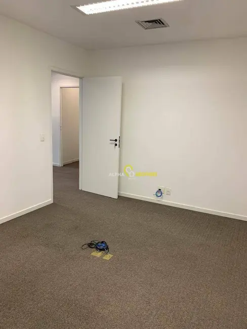 Sala Comercial para alugar, 88m2 em Alphaville Industrial, Barueri - SP - imagem 6 Foto 6 de Sala Comercial para alugar, 88m2 em Alphaville Industrial, Barueri - SP