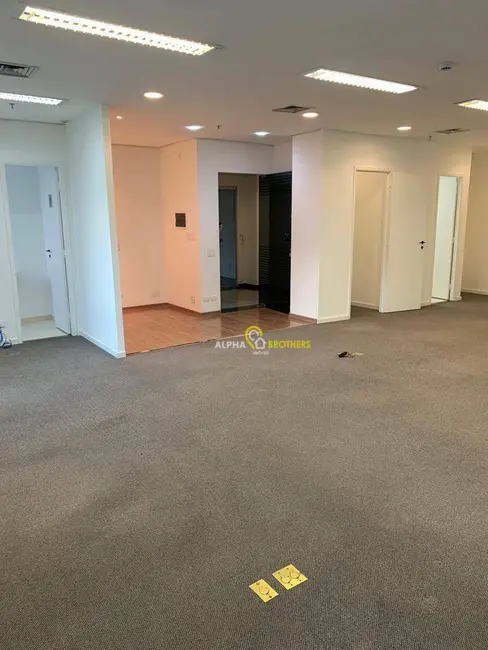 Sala Comercial para alugar, 88m2 em Alphaville Industrial, Barueri - SP - imagem 3 Foto 3 de Sala Comercial para alugar, 88m2 em Alphaville Industrial, Barueri - SP