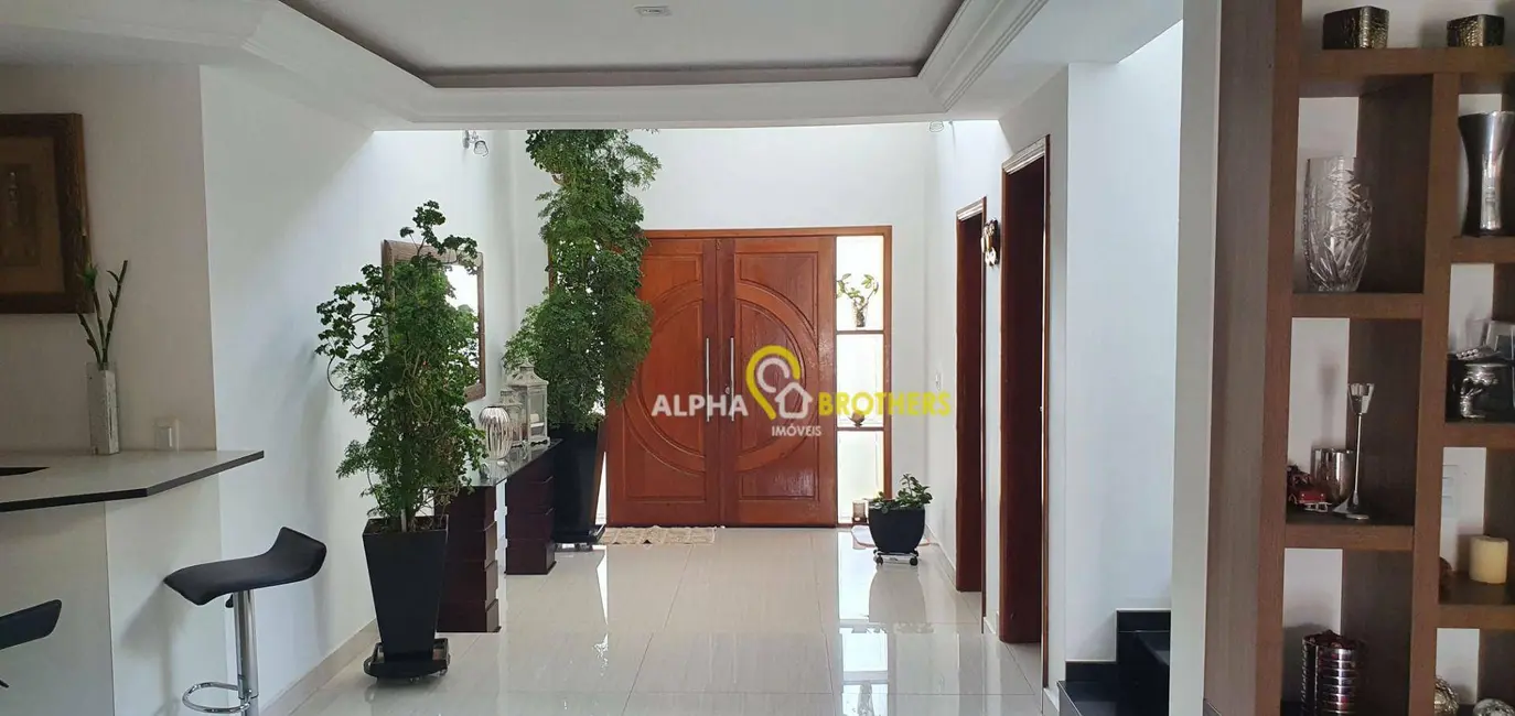 Casa de Condomínio com 4 quartos à venda, 620m2 em Santana De Parnaiba - SP - imagem 3 Foto 3 de Casa de Condomínio com 4 quartos à venda, 620m2 em Santana De Parnaiba - SP