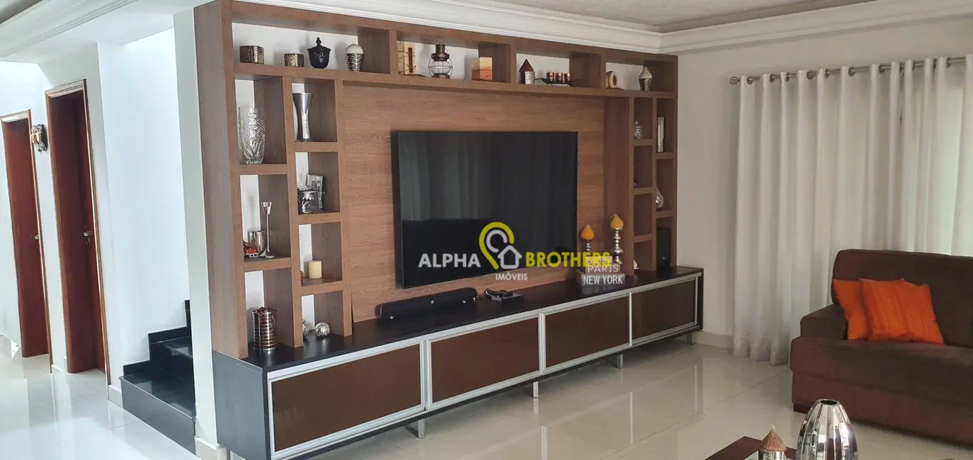 Casa de Condomínio com 4 quartos à venda, 620m2 em Santana De Parnaiba - SP - imagem 6 Foto 6 de Casa de Condomínio com 4 quartos à venda, 620m2 em Santana De Parnaiba - SP