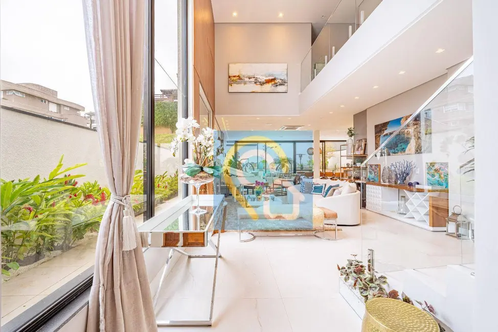 Foto 3 de Casa de Condomínio com 4 quartos à venda, 516m2 em Santana De Parnaiba - SP