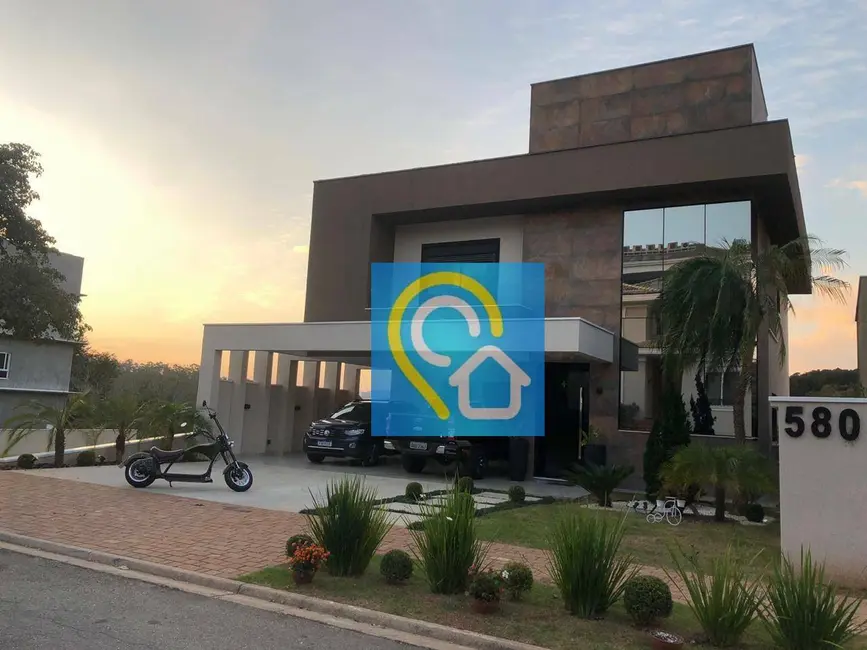 Foto 1 de Casa de Condomínio com 3 quartos à venda, 450m2 em Santana De Parnaiba - SP