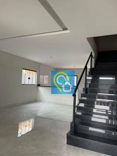 Casa com 3 quartos à venda, 180m2 em Portais (Polvilho), Cajamar - SP - imagem 4 Foto 4 de Casa com 3 quartos à venda, 180m2 em Portais (Polvilho), Cajamar - SP