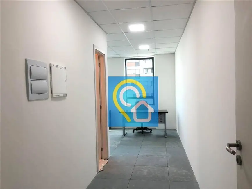 Sala Comercial para alugar, 40m2 em Alphaville Industrial, Barueri - SP - imagem 1 Foto 1 de Sala Comercial para alugar, 40m2 em Alphaville Industrial, Barueri - SP