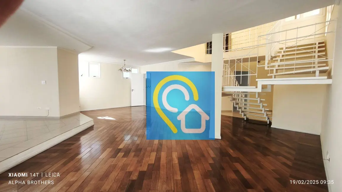 Foto 4 de Casa de Condomínio com 3 quartos à venda, 360m2 em Santana De Parnaiba - SP