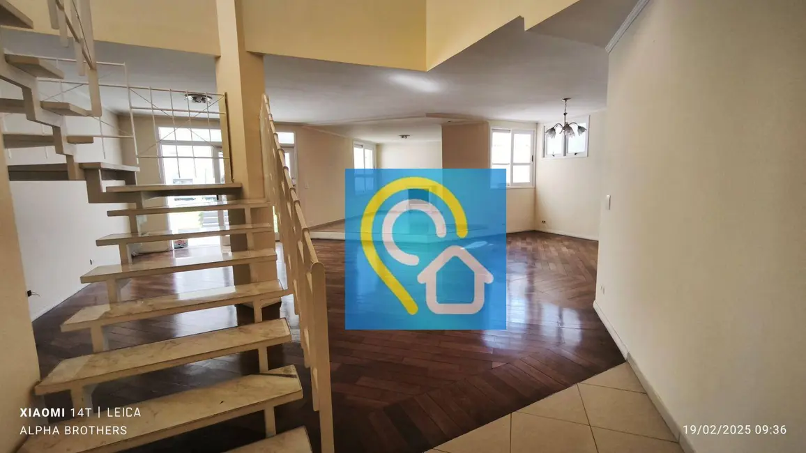 Foto 3 de Casa de Condomínio com 3 quartos à venda, 360m2 em Santana De Parnaiba - SP