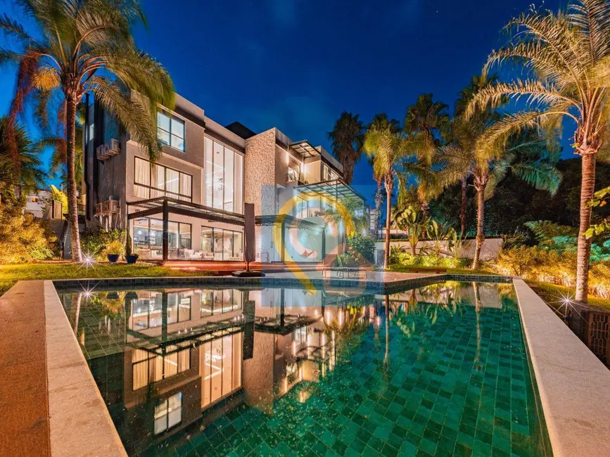 Foto 1 de Casa de Condomínio com 5 quartos à venda, 1082m2 em Santana De Parnaiba - SP