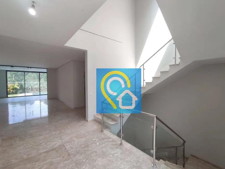 Casa de Condomínio com 4 quartos à venda, 420m2 em Tamboré, Barueri - SP - imagem 3 Foto 3 de Casa de Condomínio com 4 quartos à venda, 420m2 em Tamboré, Barueri - SP