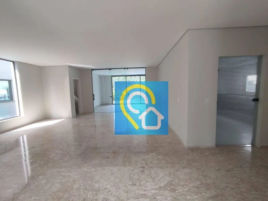 Casa de Condomínio com 4 quartos à venda, 420m2 em Tamboré, Barueri - SP - imagem 4 Foto 4 de Casa de Condomínio com 4 quartos à venda, 420m2 em Tamboré, Barueri - SP