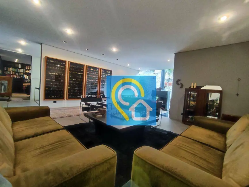 Casa de Condomínio com 3 quartos à venda, 1340m2 em Residencial Tamboré, Barueri - SP - imagem 9 Foto 9 de Casa de Condomínio com 3 quartos à venda, 1340m2 em Residencial Tamboré, Barueri - SP