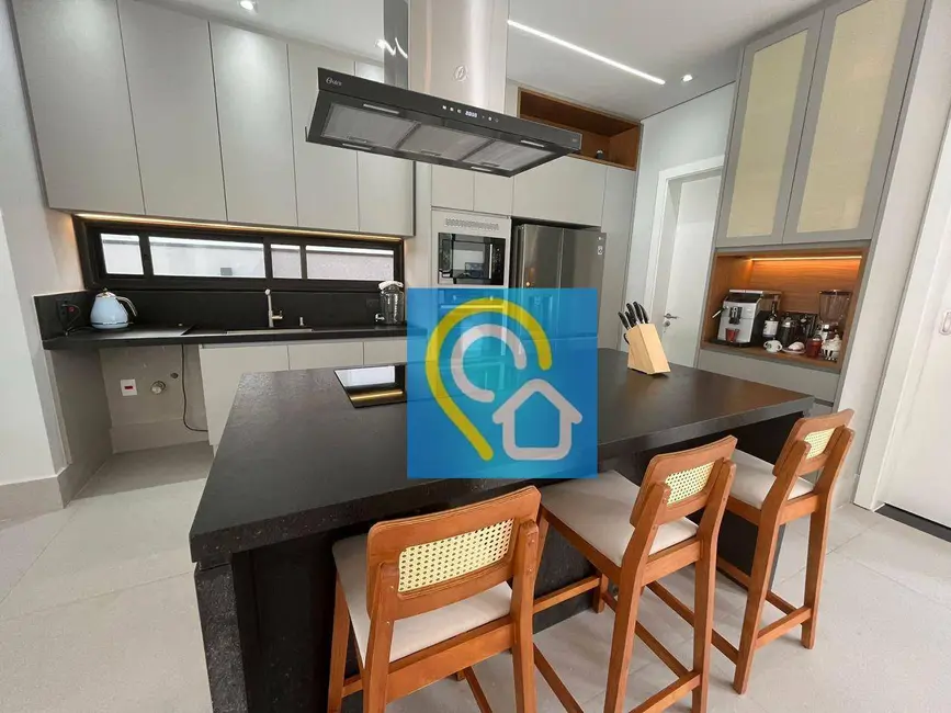 Casa de Condomínio com 5 quartos à venda, 420m2 em Santana De Parnaiba - SP - imagem 7 Foto 7 de Casa de Condomínio com 5 quartos à venda, 420m2 em Santana De Parnaiba - SP