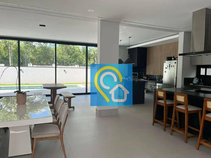 Casa de Condomínio com 5 quartos à venda, 420m2 em Santana De Parnaiba - SP - imagem 4 Foto 4 de Casa de Condomínio com 5 quartos à venda, 420m2 em Santana De Parnaiba - SP