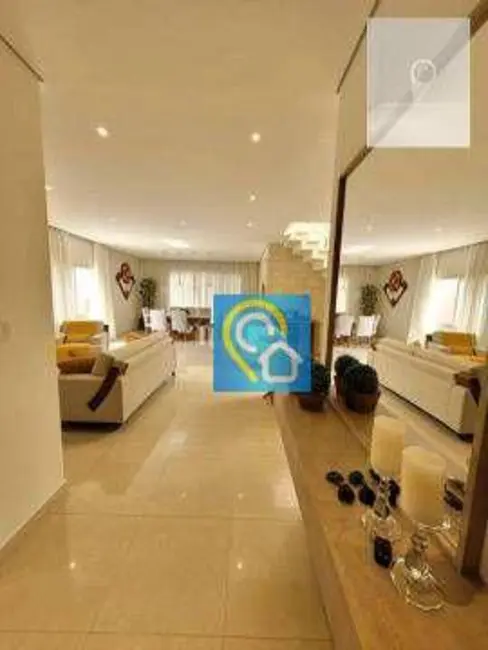 Casa de Condomínio com 4 quartos à venda, 424m2 em Santana De Parnaiba - SP - imagem 6 Foto 6 de Casa de Condomínio com 4 quartos à venda, 424m2 em Santana De Parnaiba - SP