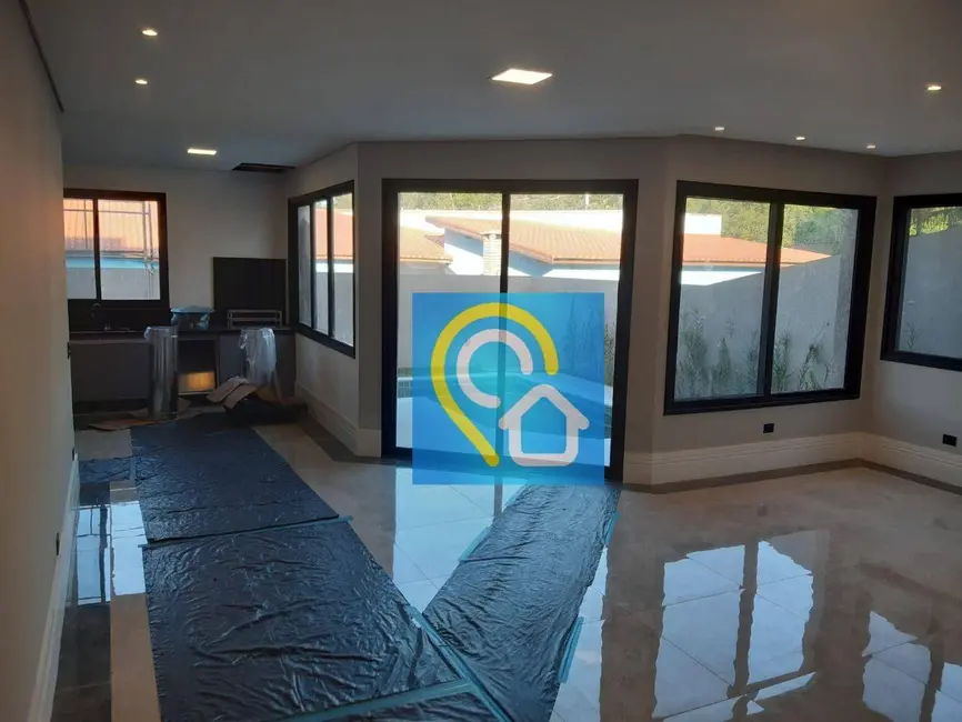 Foto 4 de Casa de Condomínio com 4 quartos à venda e para alugar, 360m2 em Parque Sinai, Santana De Parnaiba - SP