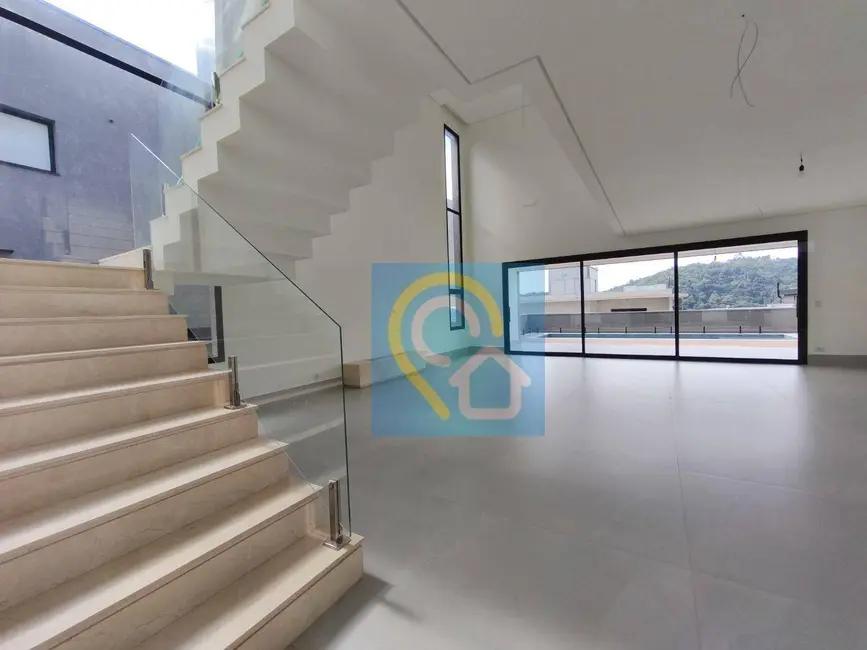 Foto 4 de Casa com 4 quartos à venda, 480m2 em Santana De Parnaiba - SP