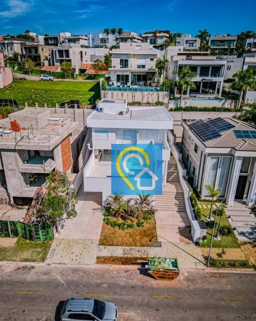 Casa de Condomínio com 4 quartos à venda, 467m2 em Santana De Parnaiba - SP - imagem 3 Foto 3 de Casa de Condomínio com 4 quartos à venda, 467m2 em Santana De Parnaiba - SP