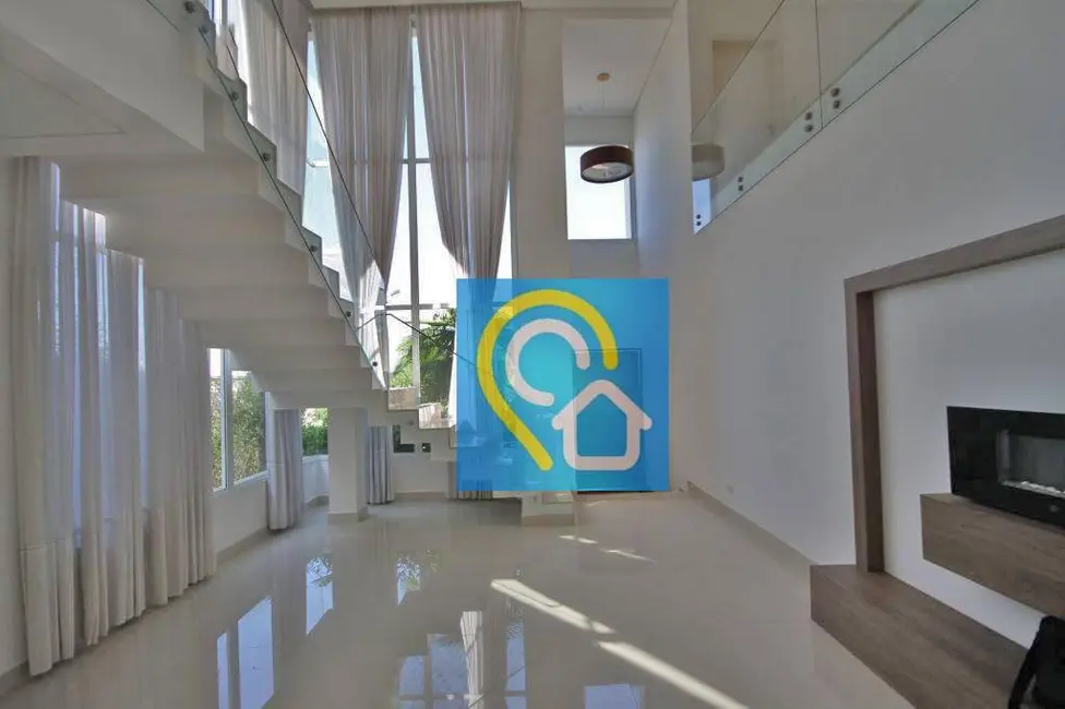 Foto 3 de Casa de Condomínio com 4 quartos à venda, 540m2 em Santana De Parnaiba - SP