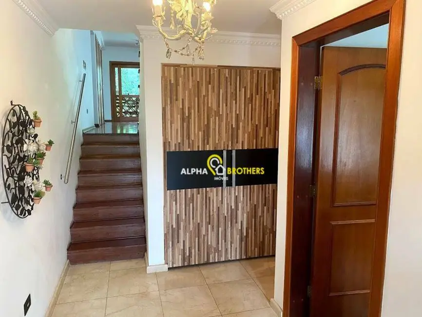 Foto 2 de Casa de Condomínio com 3 quartos à venda, 450m2 em Santana De Parnaiba - SP