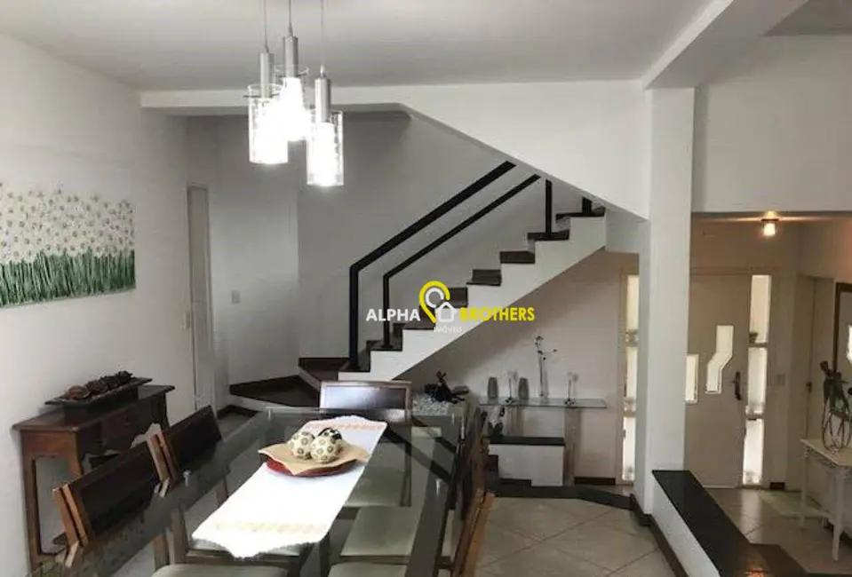 Casa de Condomínio com 5 quartos à venda, 370m2 em Santana De Parnaiba - SP - imagem 6 Foto 6 de Casa de Condomínio com 5 quartos à venda, 370m2 em Santana De Parnaiba - SP