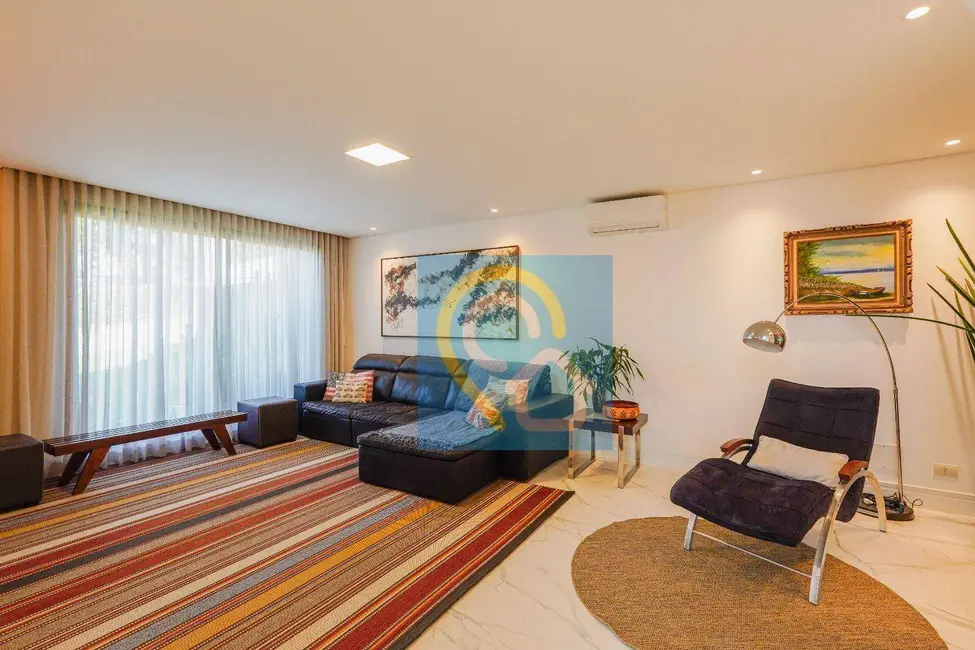 Casa de Condomínio com 4 quartos à venda, 640m2 em Barueri - SP - imagem 4 Foto 4 de Casa de Condomínio com 4 quartos à venda, 640m2 em Barueri - SP