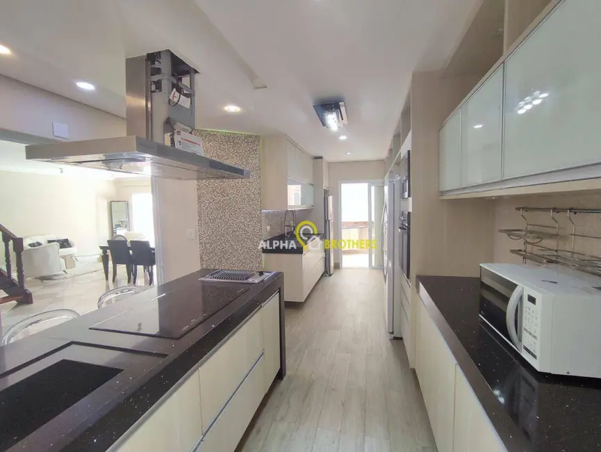 Foto 8 de Casa de Condomínio com 4 quartos para alugar, 400m2 em Santana De Parnaiba - SP