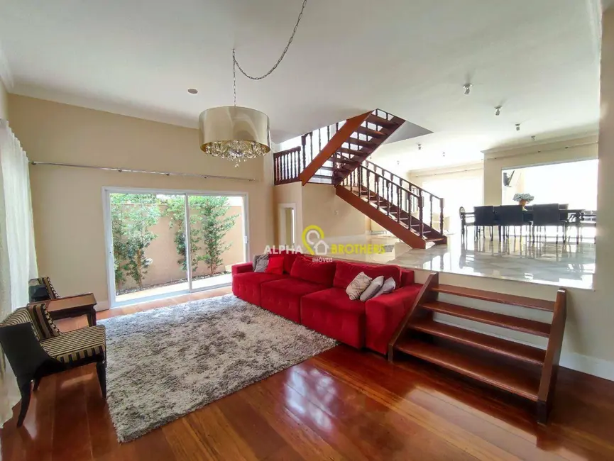 Foto 3 de Casa de Condomínio com 4 quartos para alugar, 400m2 em Santana De Parnaiba - SP