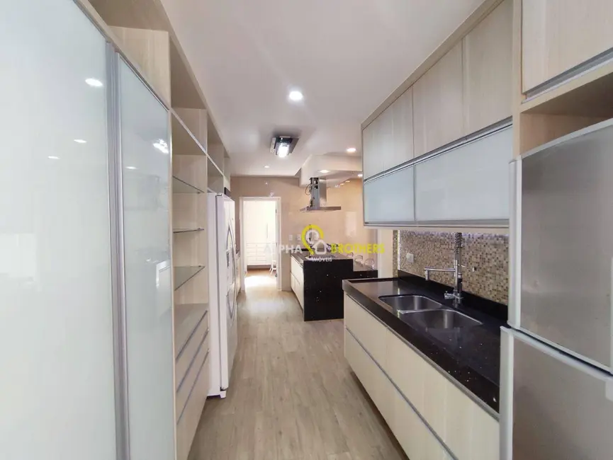 Foto 9 de Casa de Condomínio com 4 quartos para alugar, 400m2 em Santana De Parnaiba - SP