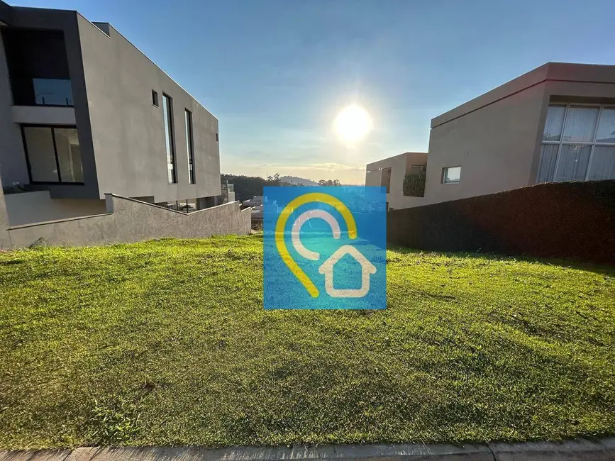 Foto 1 de Terreno / Lote à venda, 490m2 em Santana De Parnaiba - SP