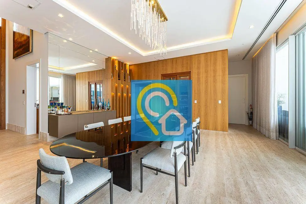 Casa de Condomínio com 5 quartos à venda, 1280m2 em Barueri - SP - imagem 9 Foto 9 de Casa de Condomínio com 5 quartos à venda, 1280m2 em Barueri - SP
