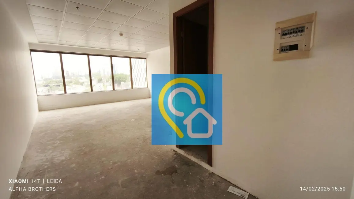 Foto 2 de Sala Comercial à venda e para alugar, 47m2 em Empresarial 18 do Forte, Barueri - SP
