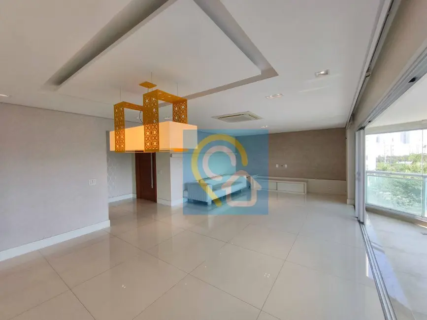 Apartamento com 4 quartos à venda e para alugar, 261m2 em Alphaville Empresarial, Barueri - SP - imagem 4 Foto 4 de Apartamento com 4 quartos à venda e para alugar, 261m2 em Alphaville Empresarial, Barueri - SP