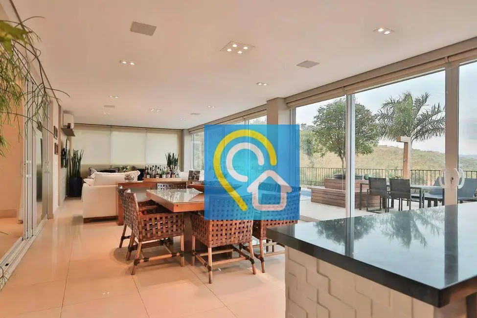 Casa de Condomínio com 4 quartos à venda, 710m2 em Tamboré, Santana De Parnaiba - SP - imagem 5 Foto 5 de Casa de Condomínio com 4 quartos à venda, 710m2 em Tamboré, Santana De Parnaiba - SP