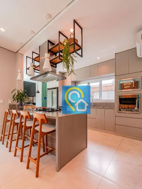 Casa de Condomínio com 3 quartos à venda, 307m2 em Santana De Parnaiba - SP - imagem 6 Foto 6 de Casa de Condomínio com 3 quartos à venda, 307m2 em Santana De Parnaiba - SP