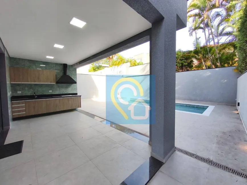 Casa de Condomínio com 4 quartos à venda, 360m2 em Santana De Parnaiba - SP - imagem 5 Foto 5 de Casa de Condomínio com 4 quartos à venda, 360m2 em Santana De Parnaiba - SP