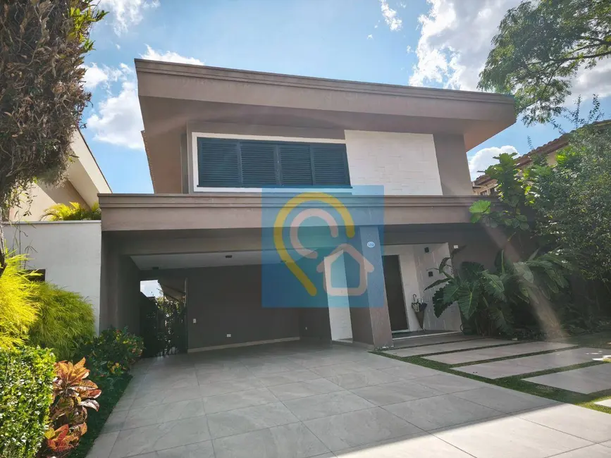 Foto 2 de Casa de Condomínio com 3 quartos à venda, 360m2 em Santana De Parnaiba - SP