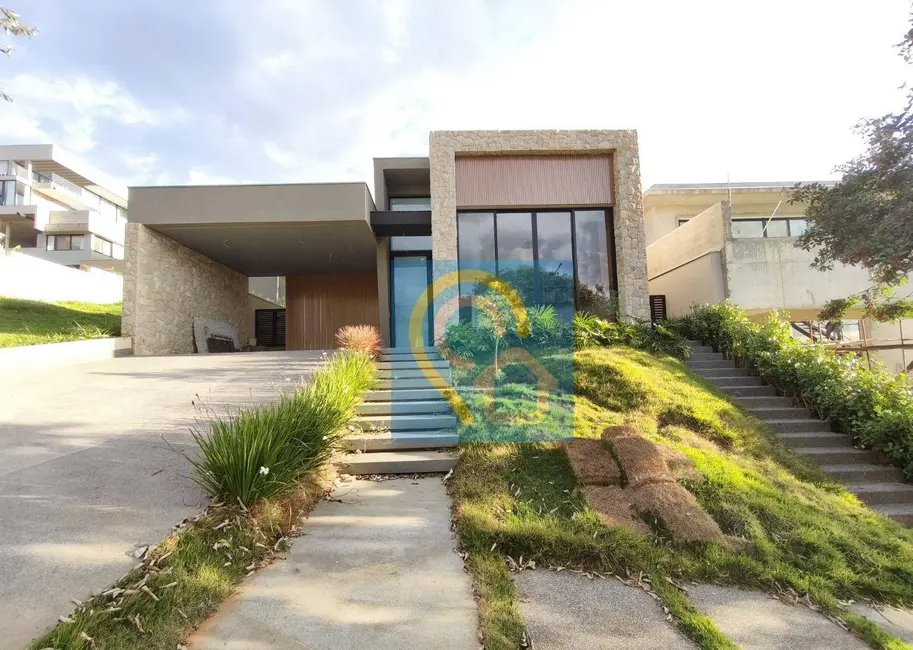 Casa de Condomínio com 3 quartos à venda, 490m2 em Santana De Parnaiba - SP - imagem 2 Foto 2 de Casa de Condomínio com 3 quartos à venda, 490m2 em Santana De Parnaiba - SP