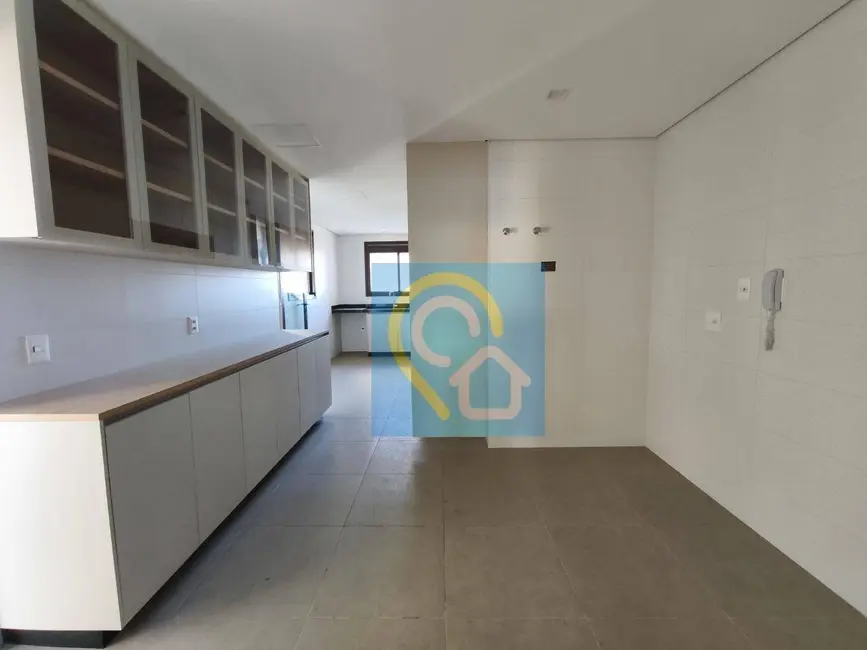 Apartamento com 3 quartos para alugar, 285m2 em Barueri - SP - imagem 6 Foto 6 de Apartamento com 3 quartos para alugar, 285m2 em Barueri - SP