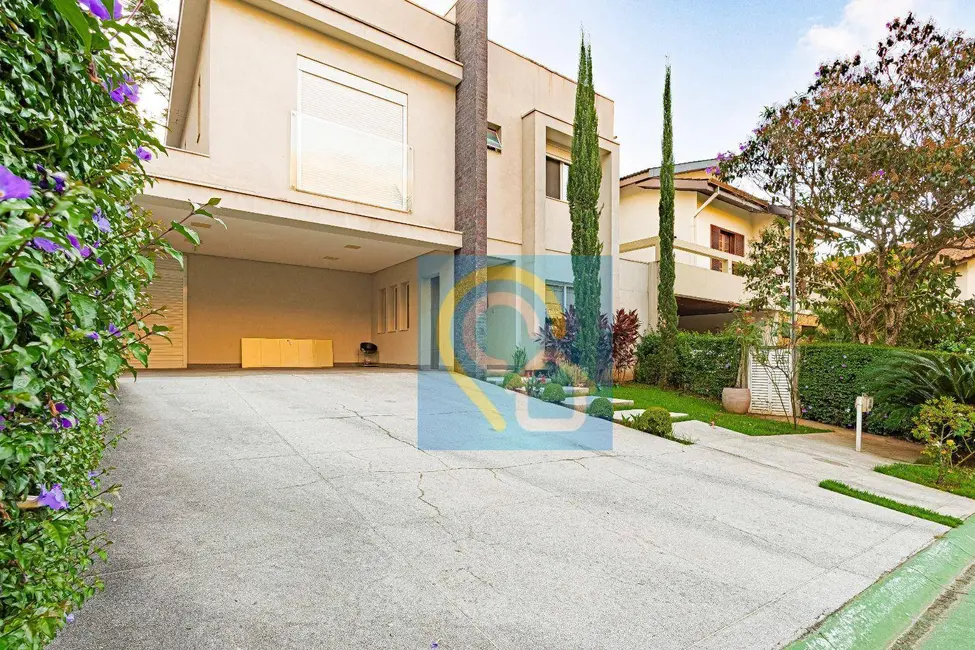 Foto 2 de Casa de Condomínio com 4 quartos à venda, 300m2 em Santana De Parnaiba - SP