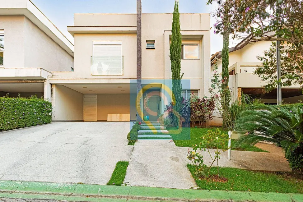 Foto 1 de Casa de Condomínio com 4 quartos à venda, 300m2 em Santana De Parnaiba - SP